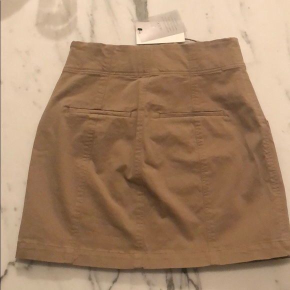 New with Tags ALC cargo/khaki skirt - Picture 3 of 3